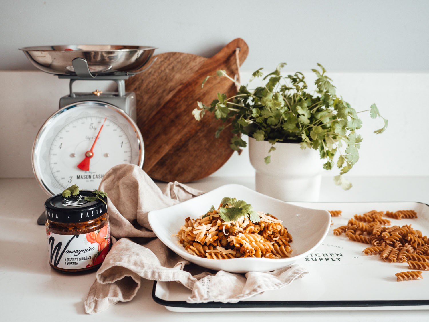 makaron z pastą warzywną